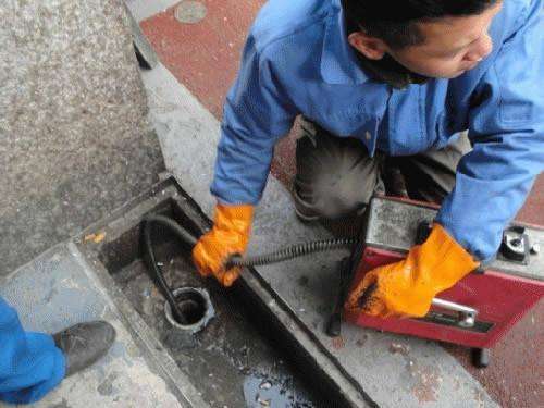 班玛疏通下水道