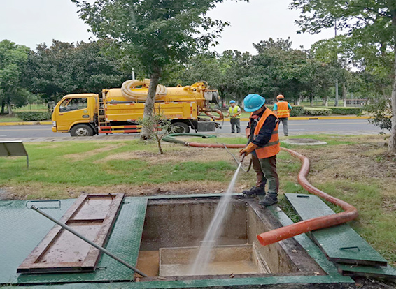 班玛化油池清理